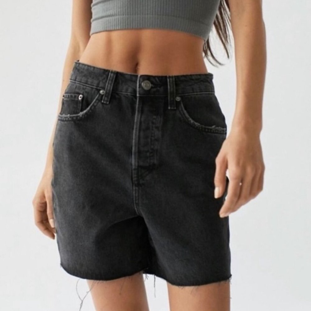 Bdg Urban Outfitters 90s High Rise Long Inseam Short Faded Black Denim